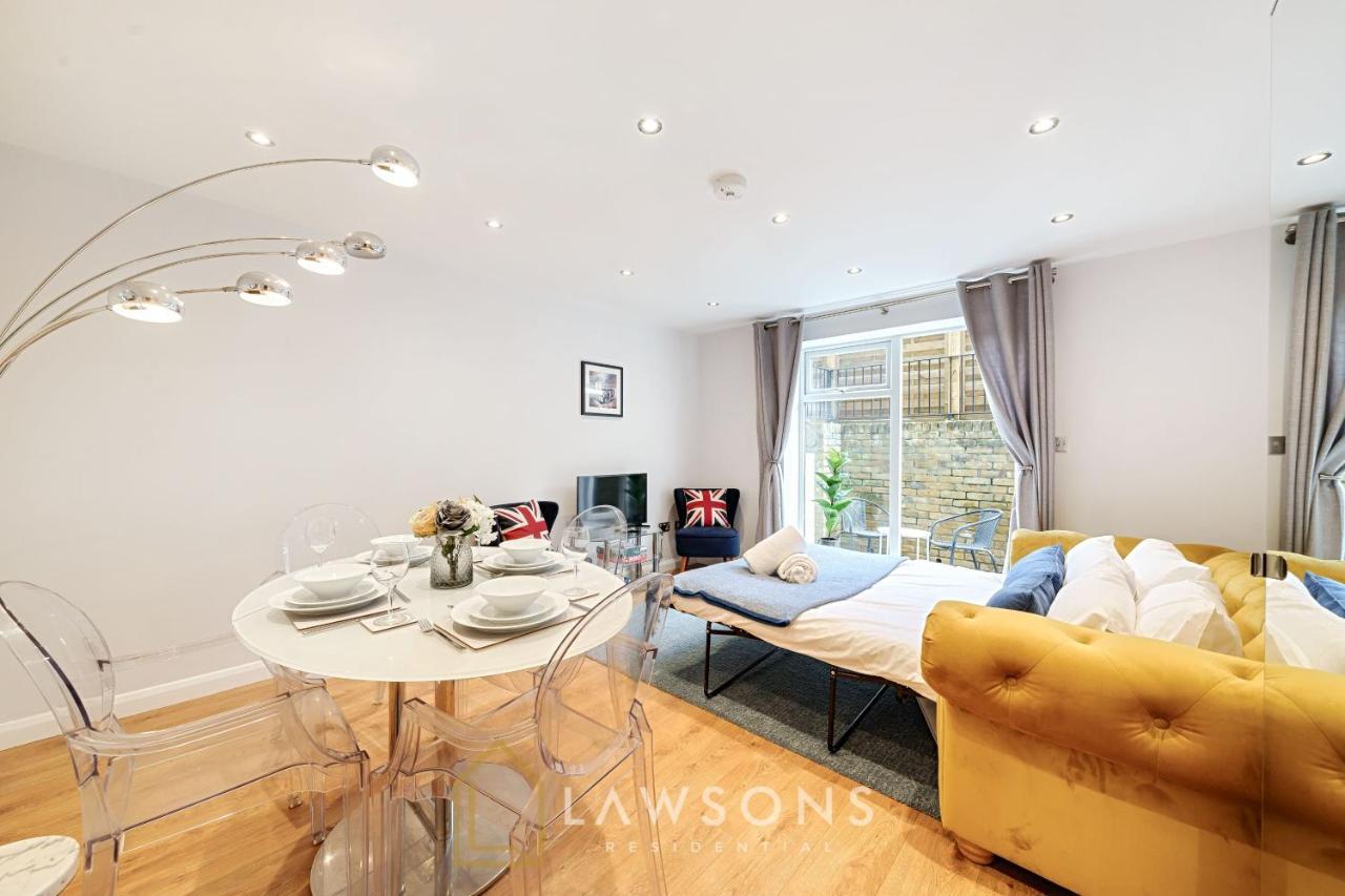 Stylish Living By Lawsons - 3 En Suites Windsor Dış mekan fotoğraf