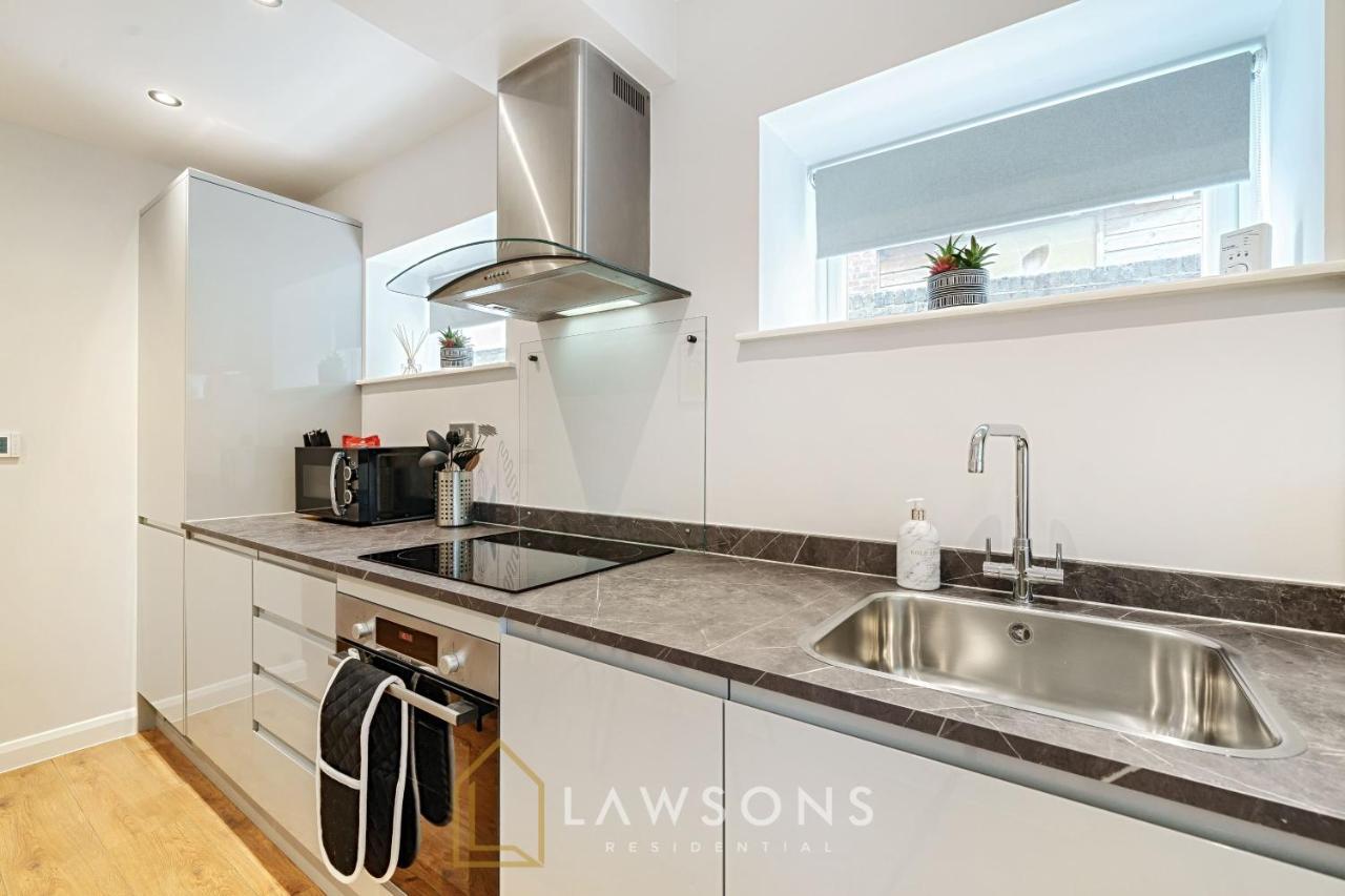 Stylish Living By Lawsons - 3 En Suites Windsor Dış mekan fotoğraf
