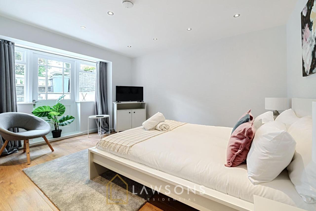 Stylish Living By Lawsons - 3 En Suites Windsor Dış mekan fotoğraf